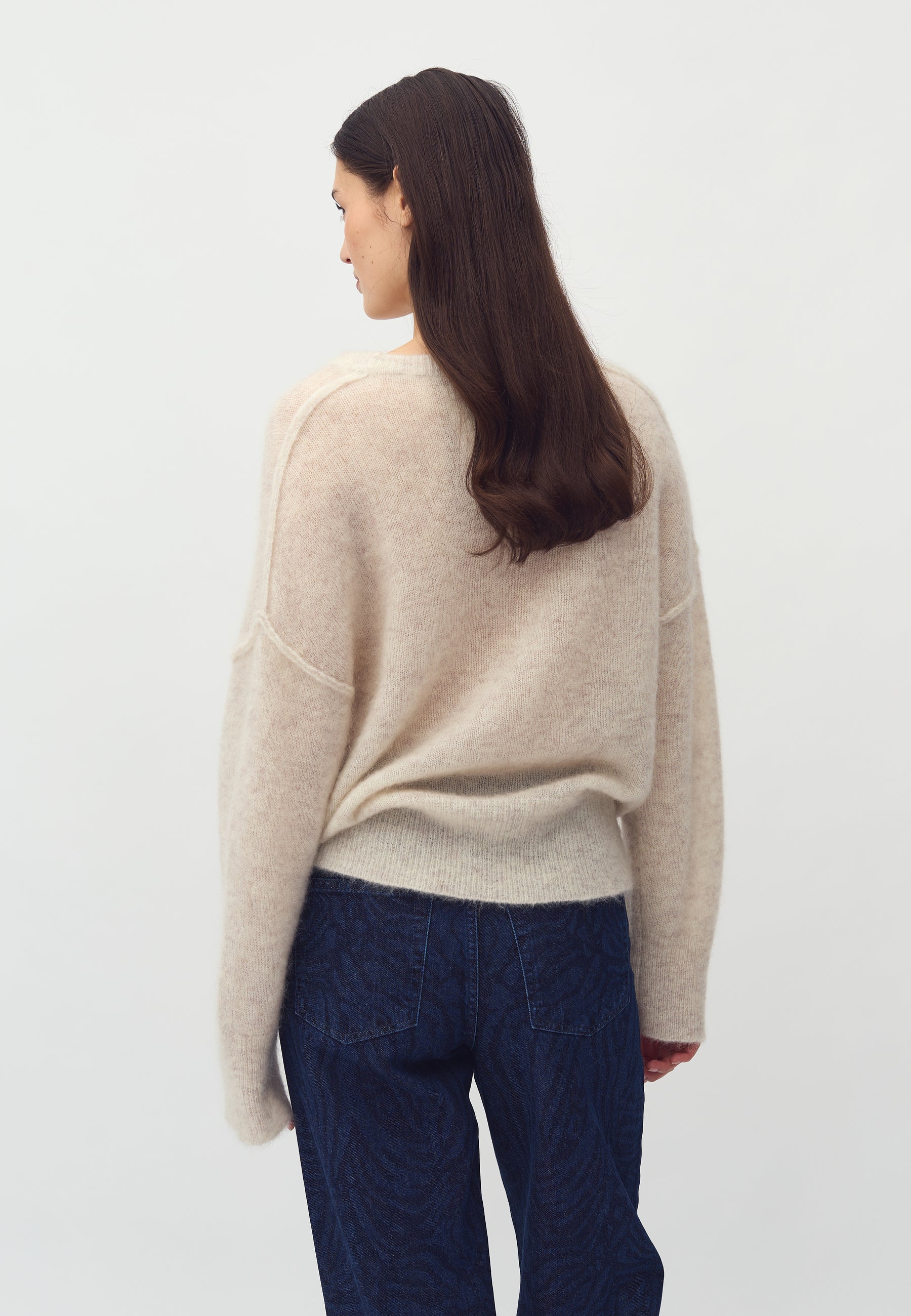Gafina-M_Oat Melange_Model_