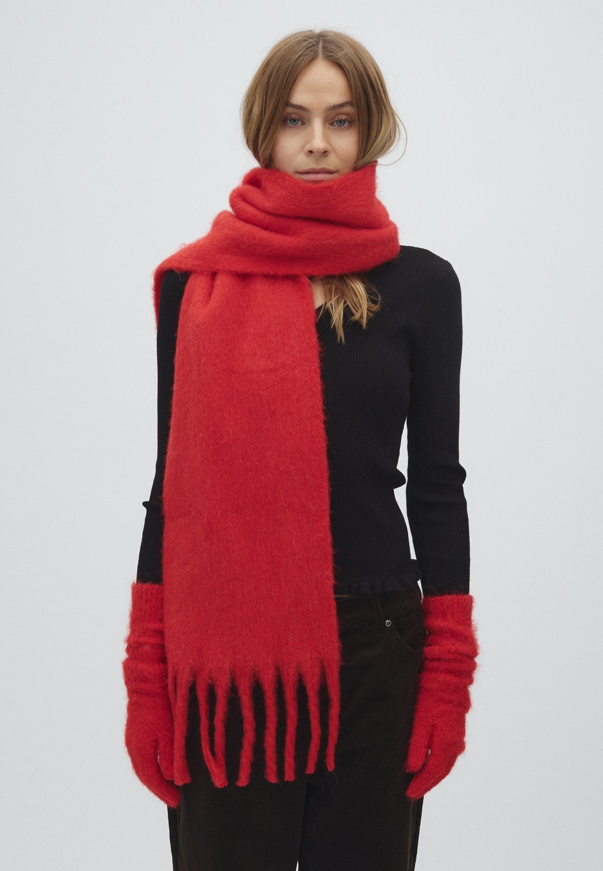 Mayliea-M_Red Aura_Model_0