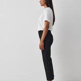 Maiianne-M_Black_Model_