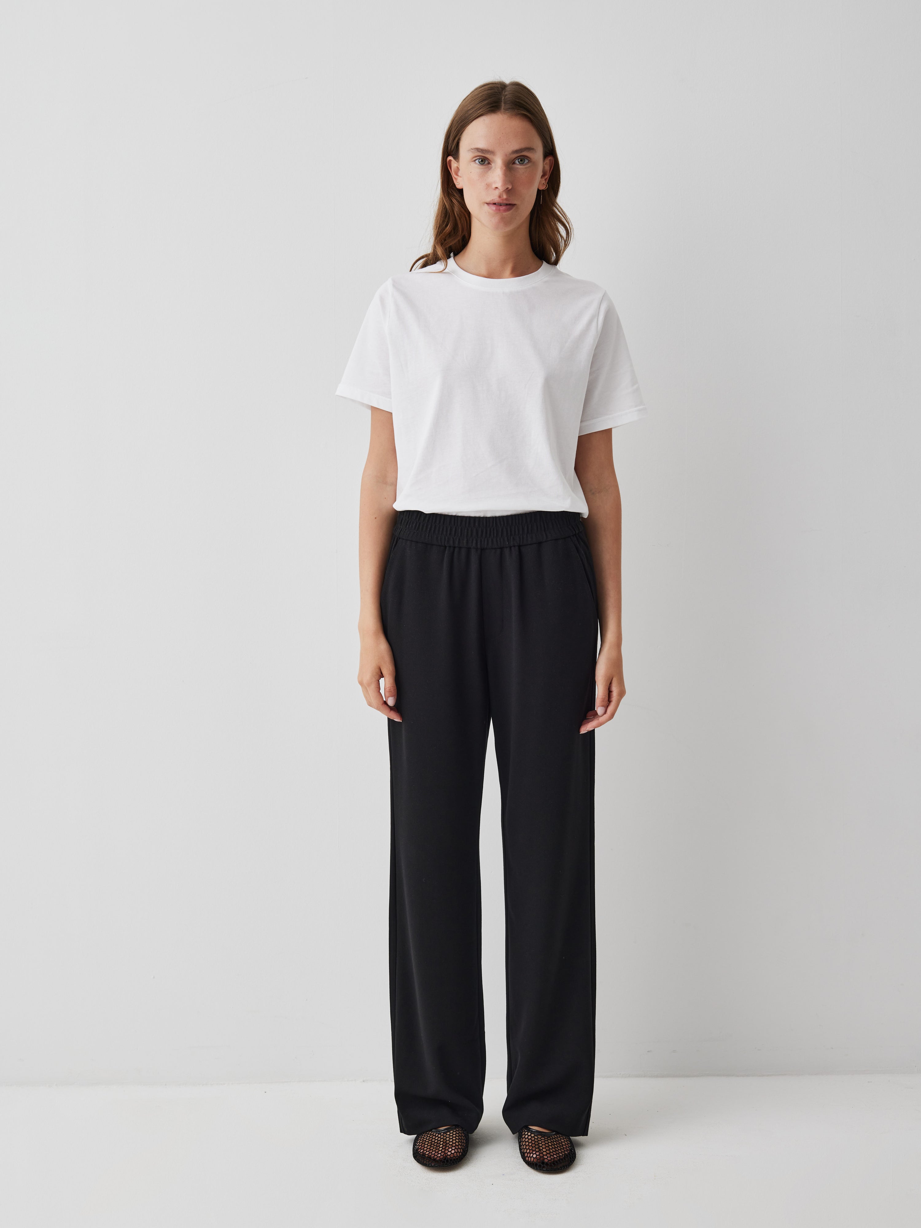 Phillipa_Black_Model_