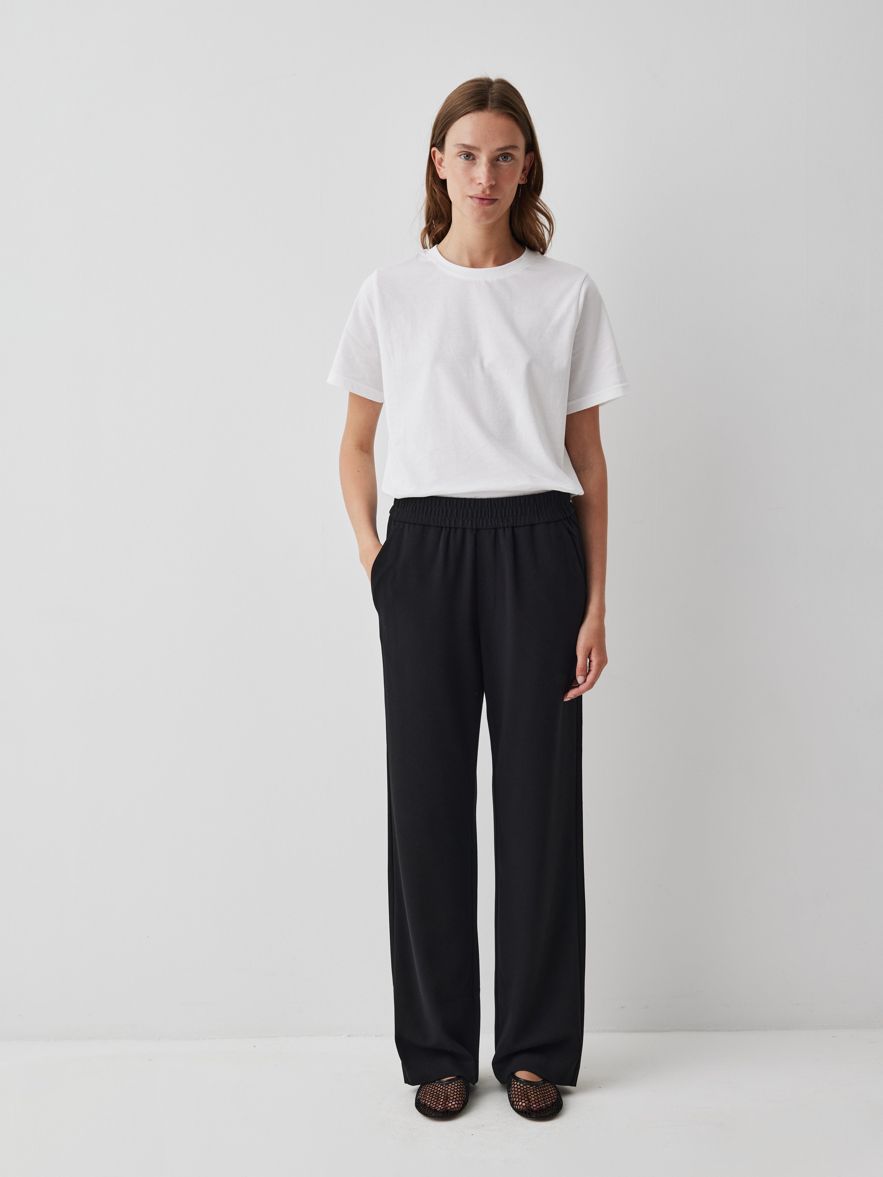 Phillipa_Black_Model_