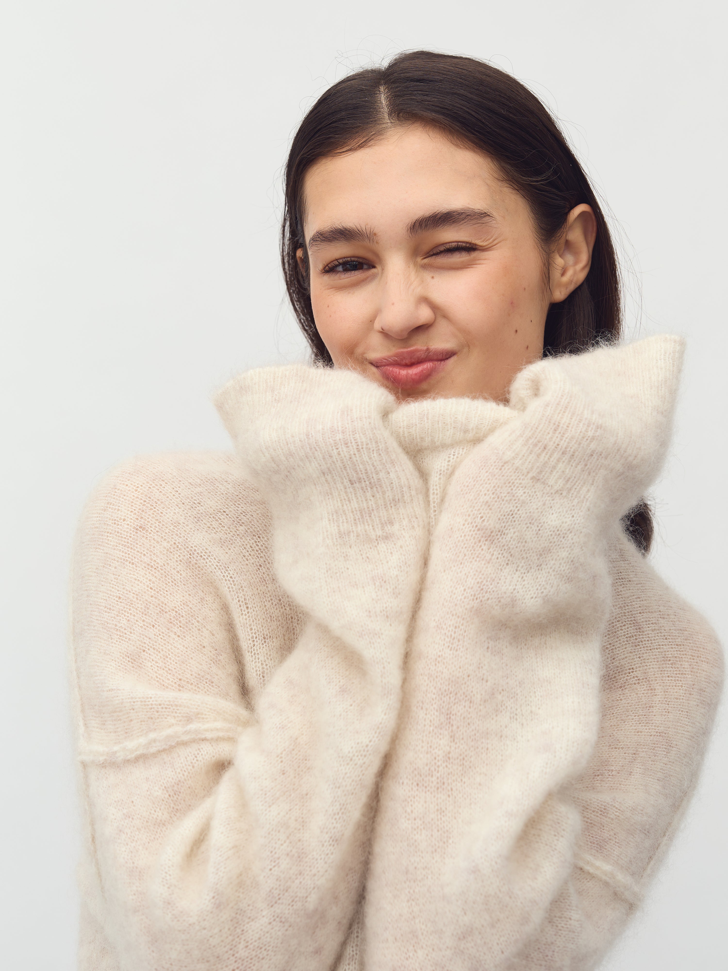 Gafina-M_Oat Melange_Model_