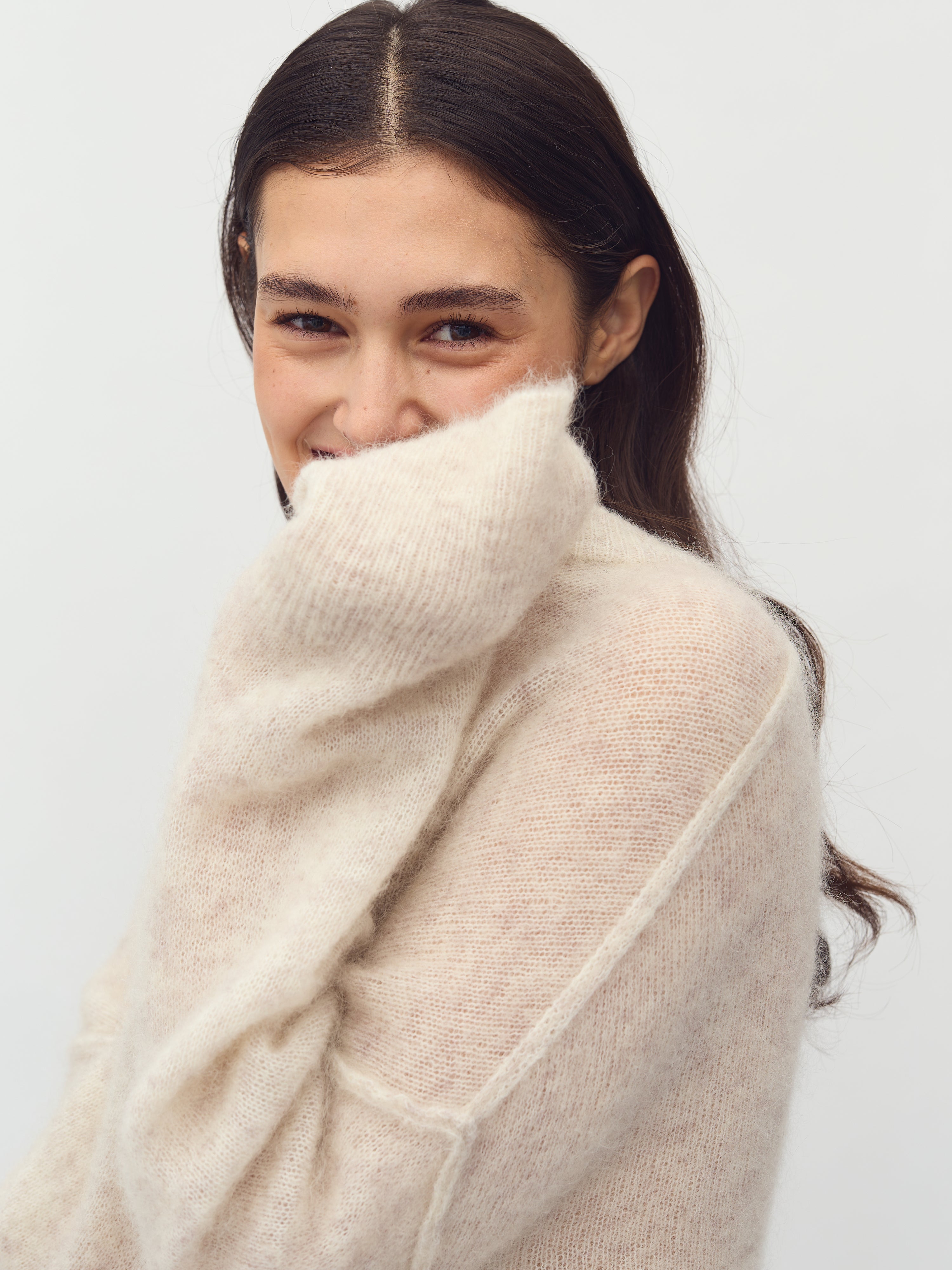 Gafina-M_Oat Melange_Model_