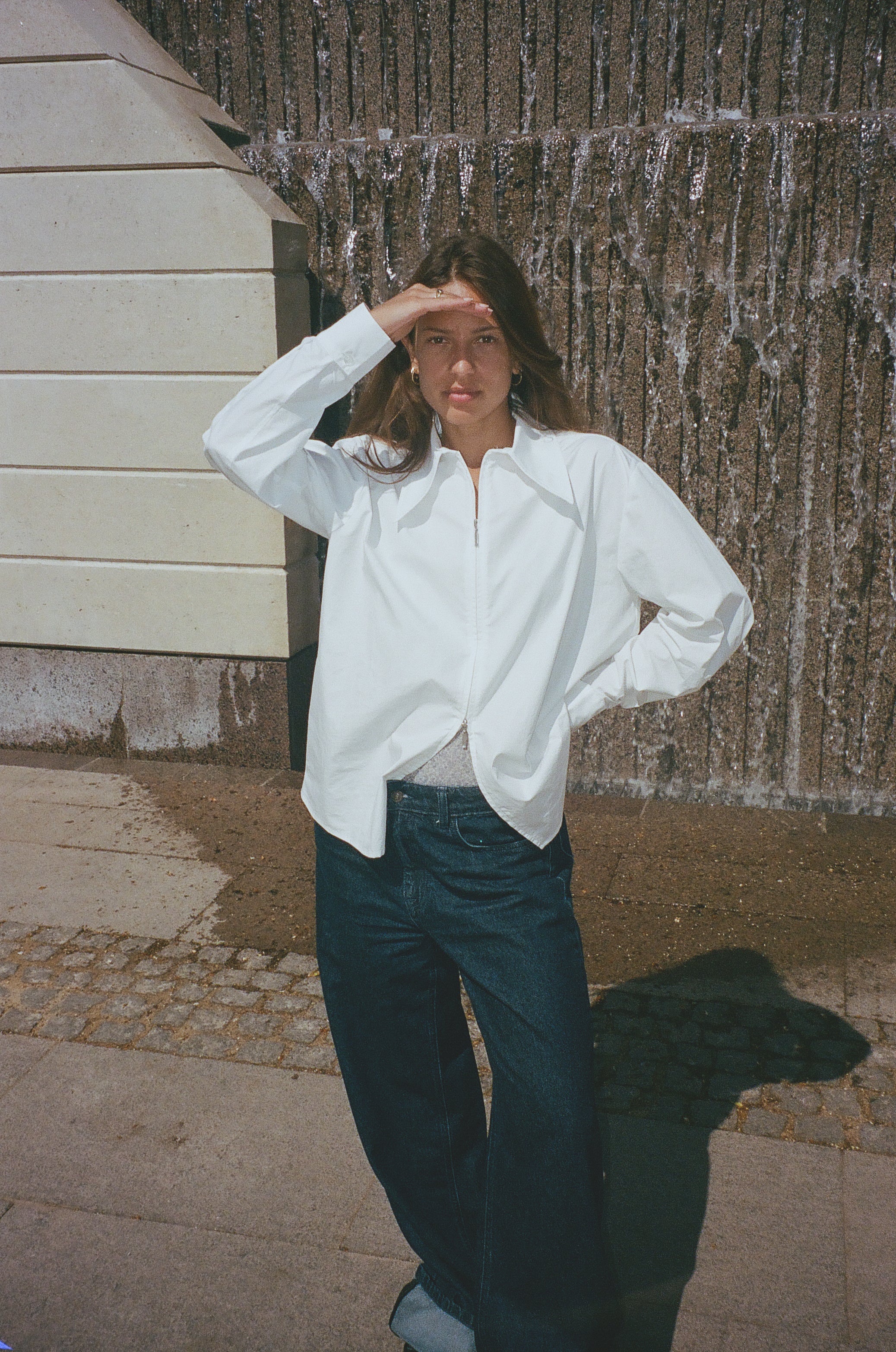 Kiala-M_White_Image_9