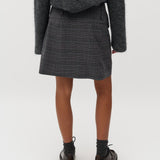 Jeani-M_Grey Check_Model_3