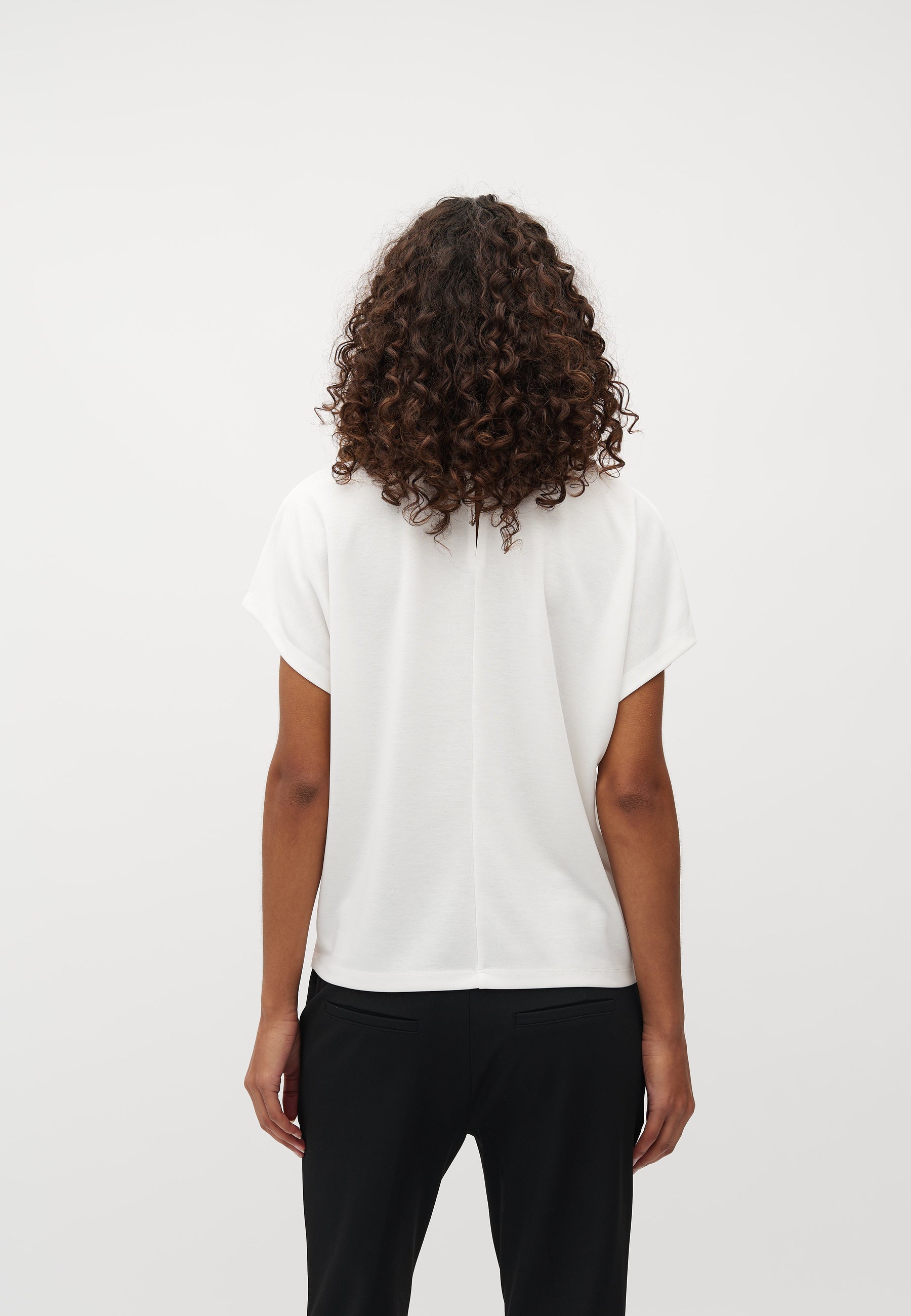 Linea Short-M_Sugar_Model_3