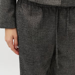 Cyril-M_Charcoal Melange_Model_2