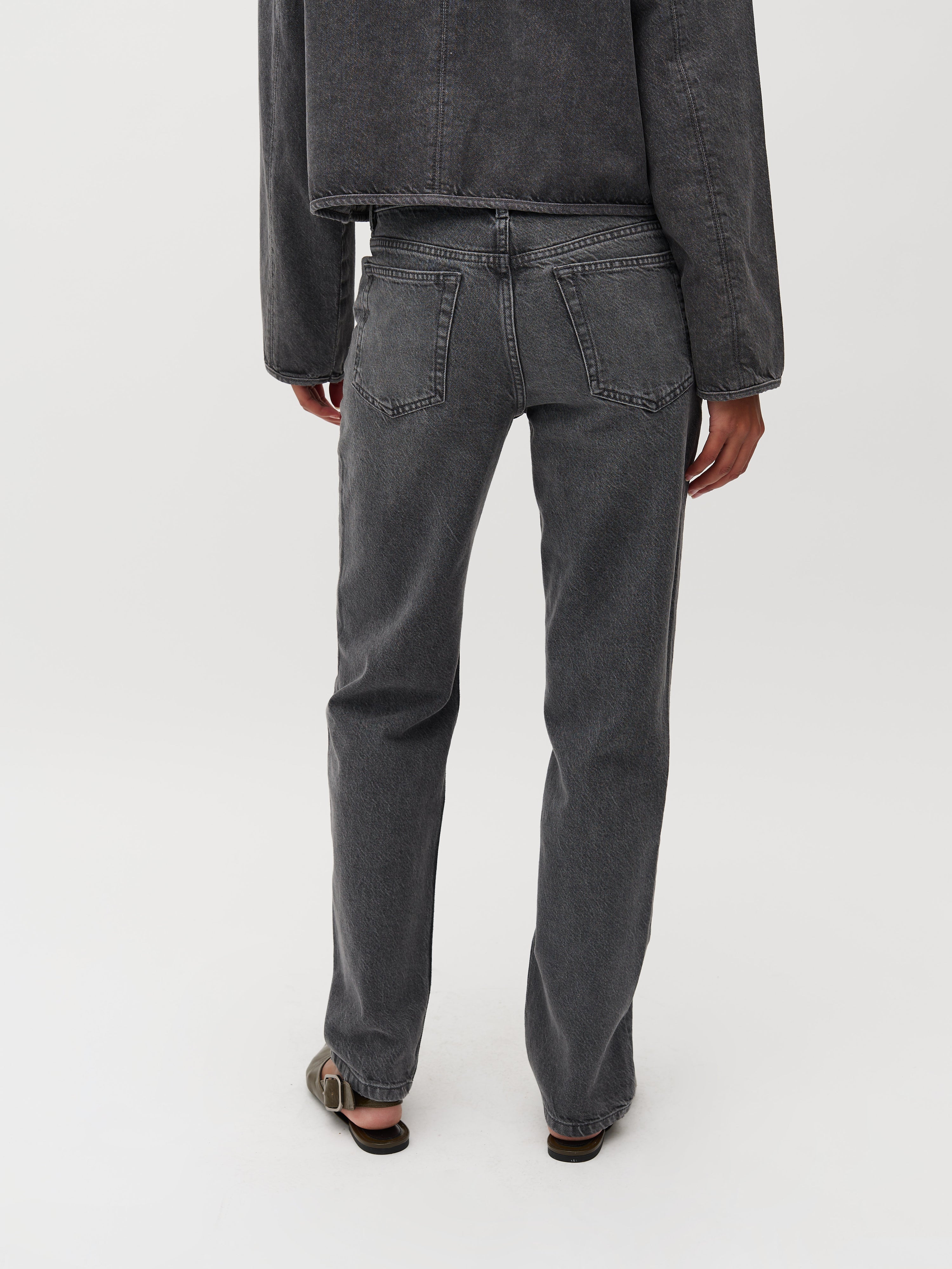 Jays-M_Grey Wash_Model_2