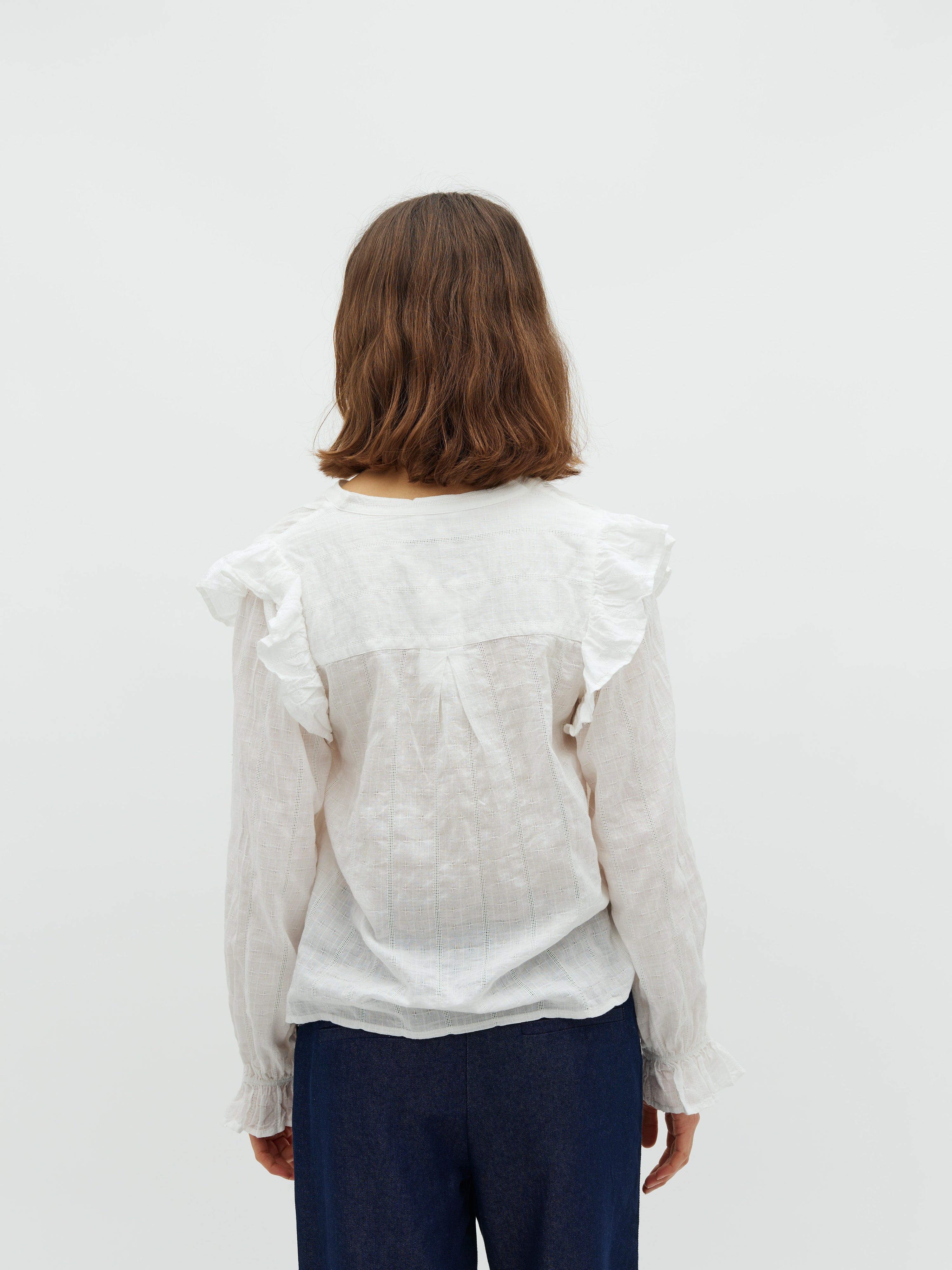 Gemala LS-M_White_Model_1