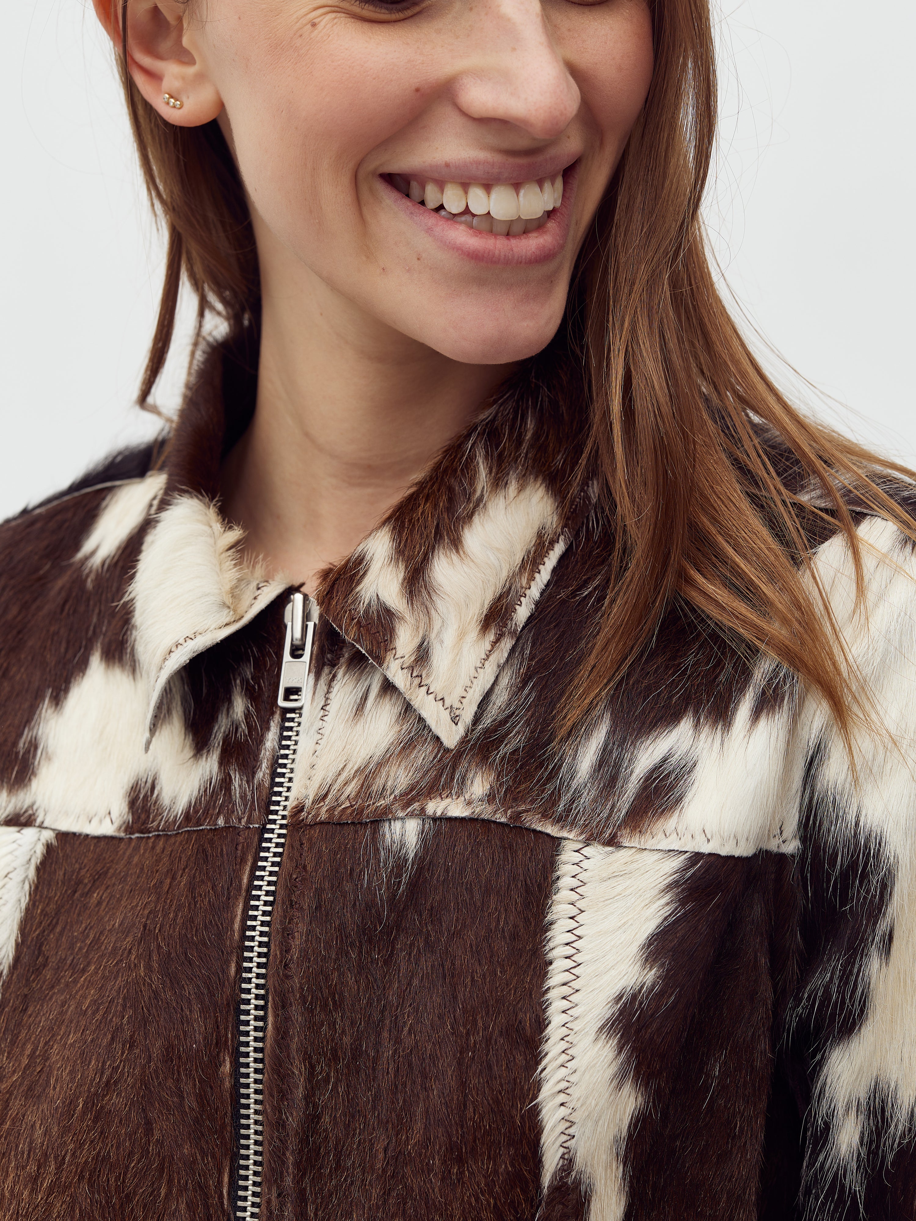 Joline-M_Brown Cow_Model_1