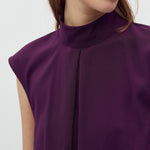 Maaja-M_Blackberry Wine_Model_4