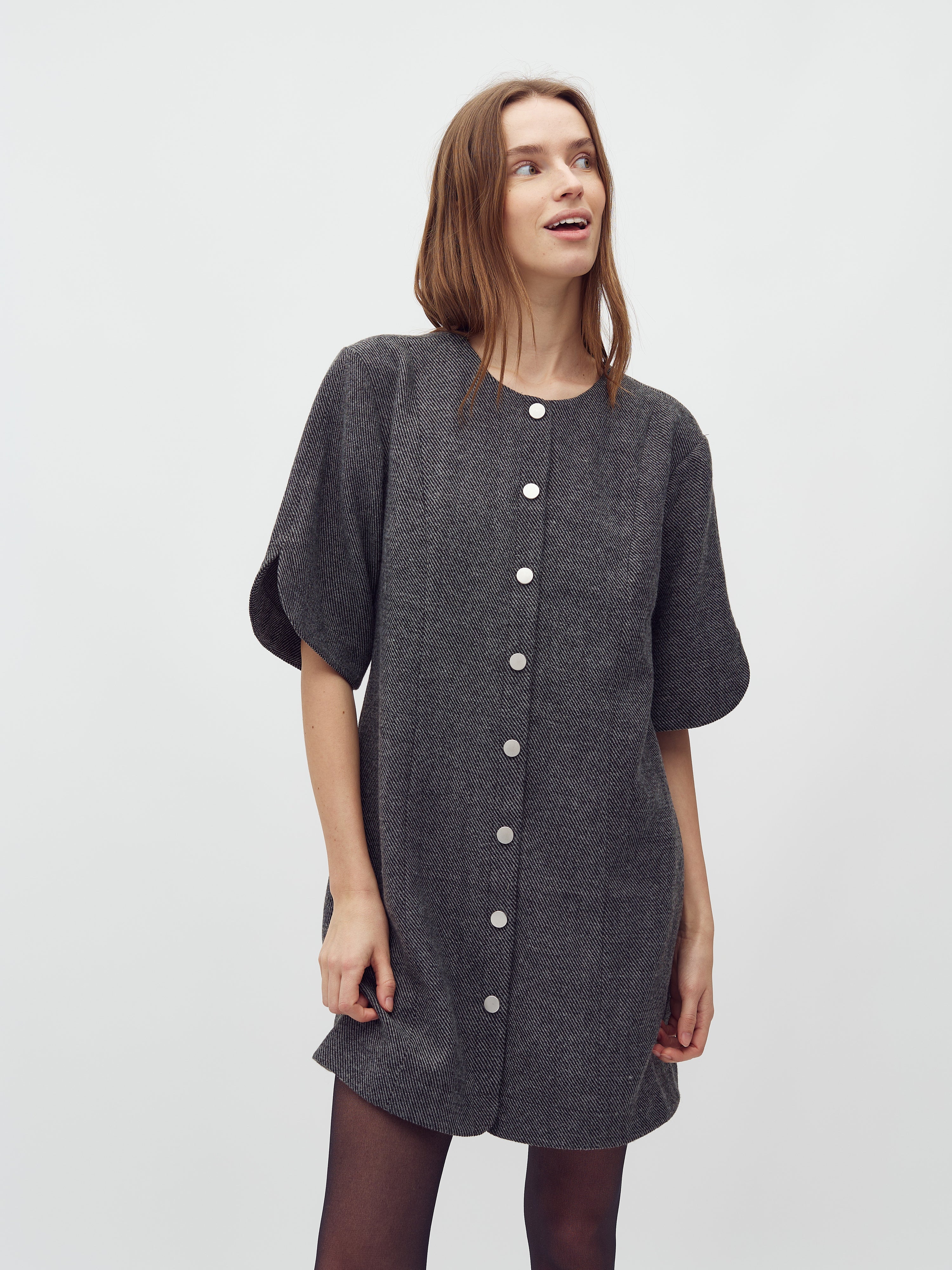 Baomino-M_Black Twill_Model_2