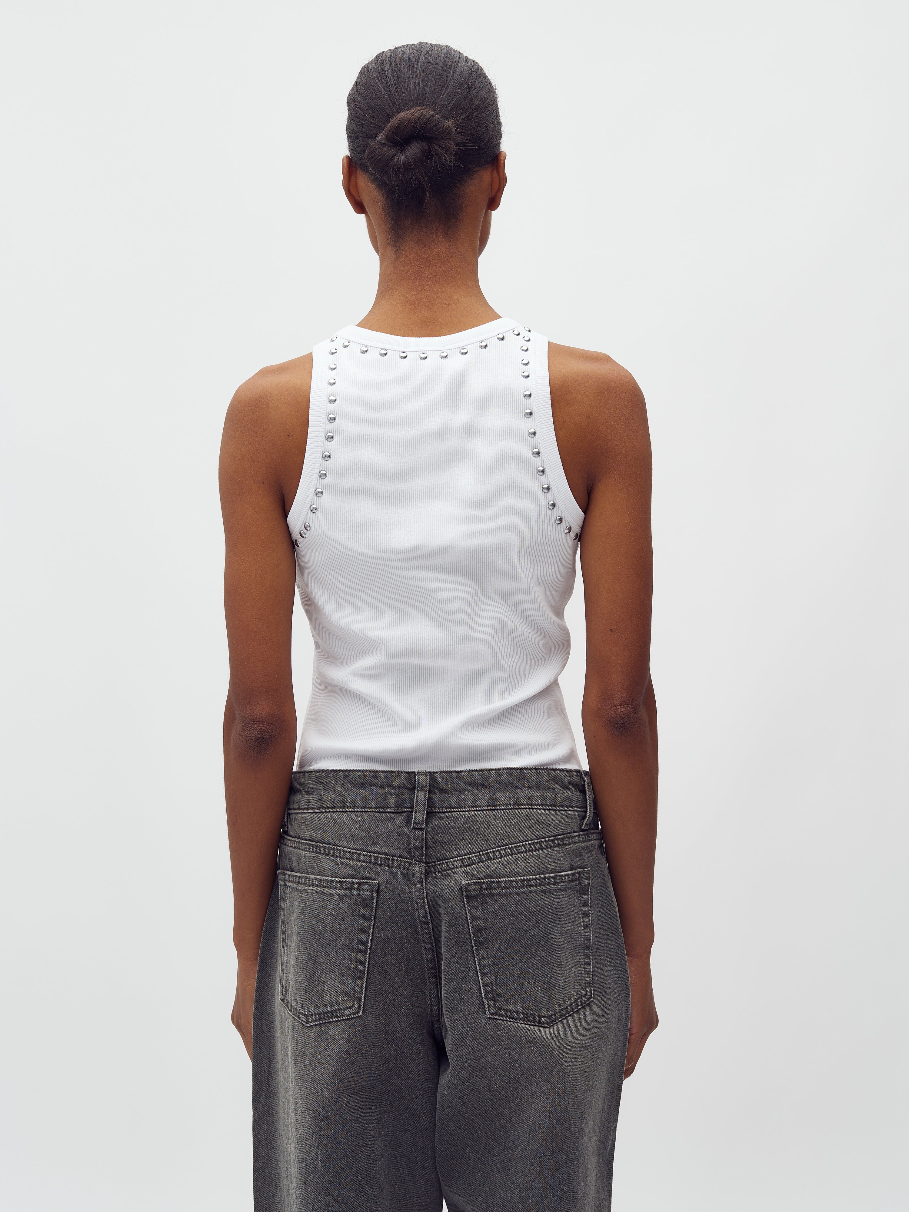 Jaxson-M_White_Model_1