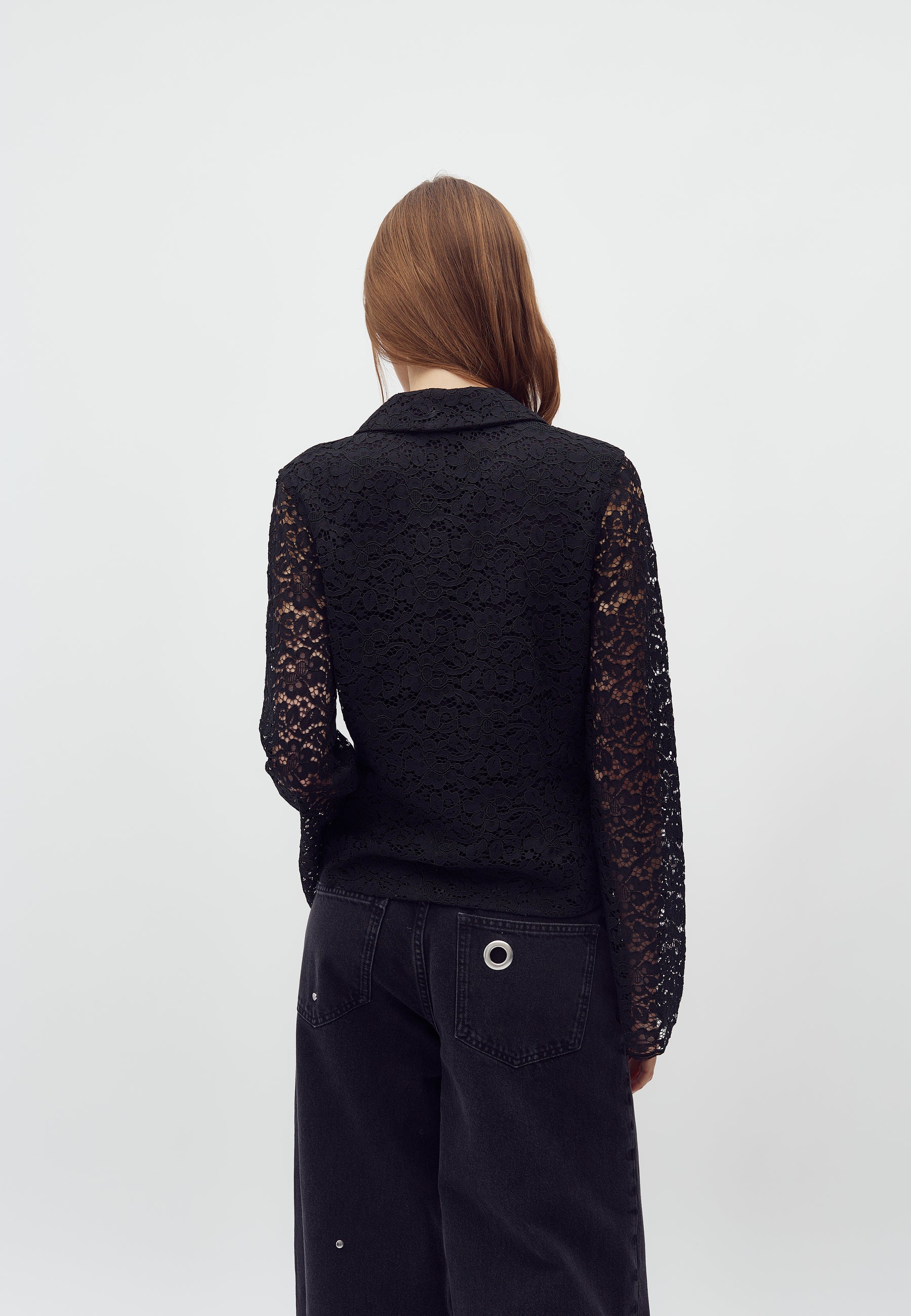 Malla-M_Black_Model_2