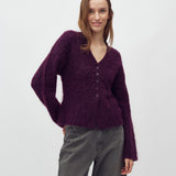 Conni-M_Blackberry Wine_Model_5