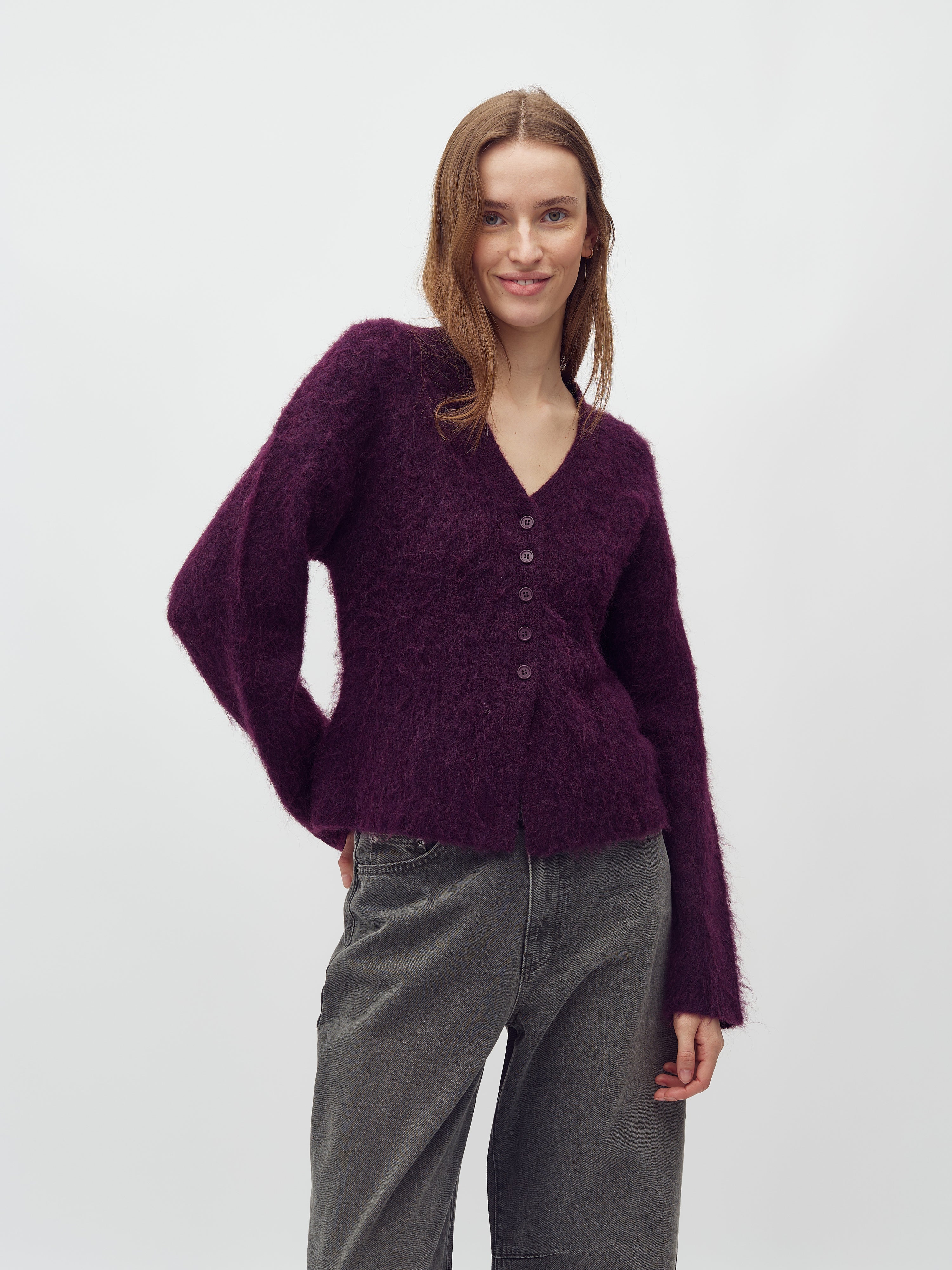 Conni-M_Blackberry Wine_Model_5