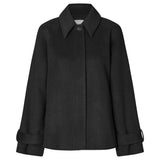 Tary-M_Black_Packshot_0