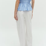 Grasielle-M_White_Model_2