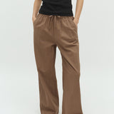 Grasielle-M_Fossil Brown_Model_1