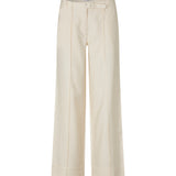 Fenna-M_Natural Light_Packshot_0