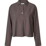 Elio-M_Chocolate Brown_Packshot_0