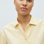 Elio-M_Summer Yellow_Model_3