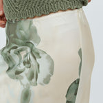 Aninda-M_Florella Print_Model_2