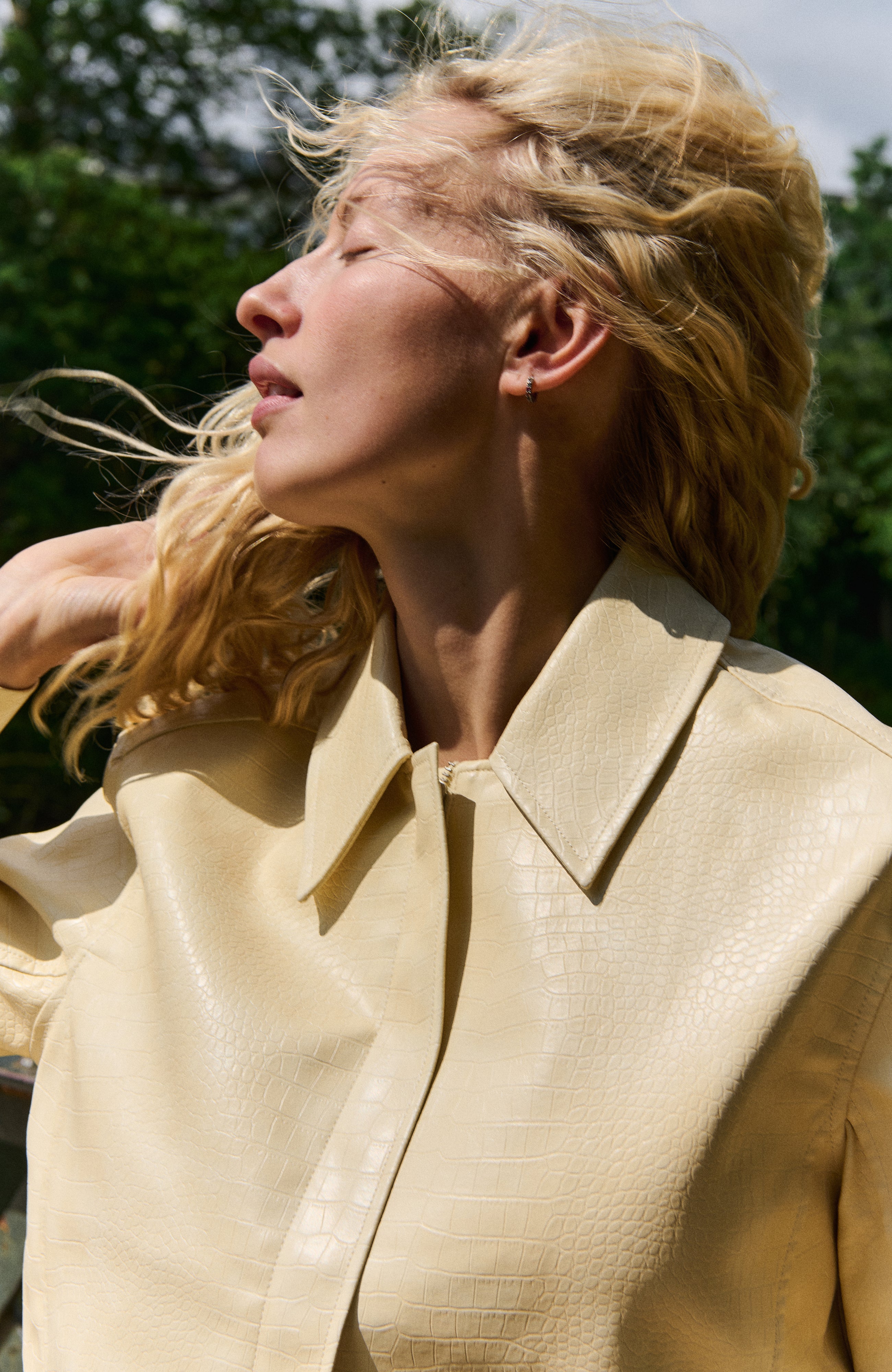 Vevine-M_Summer Yellow_Image_5