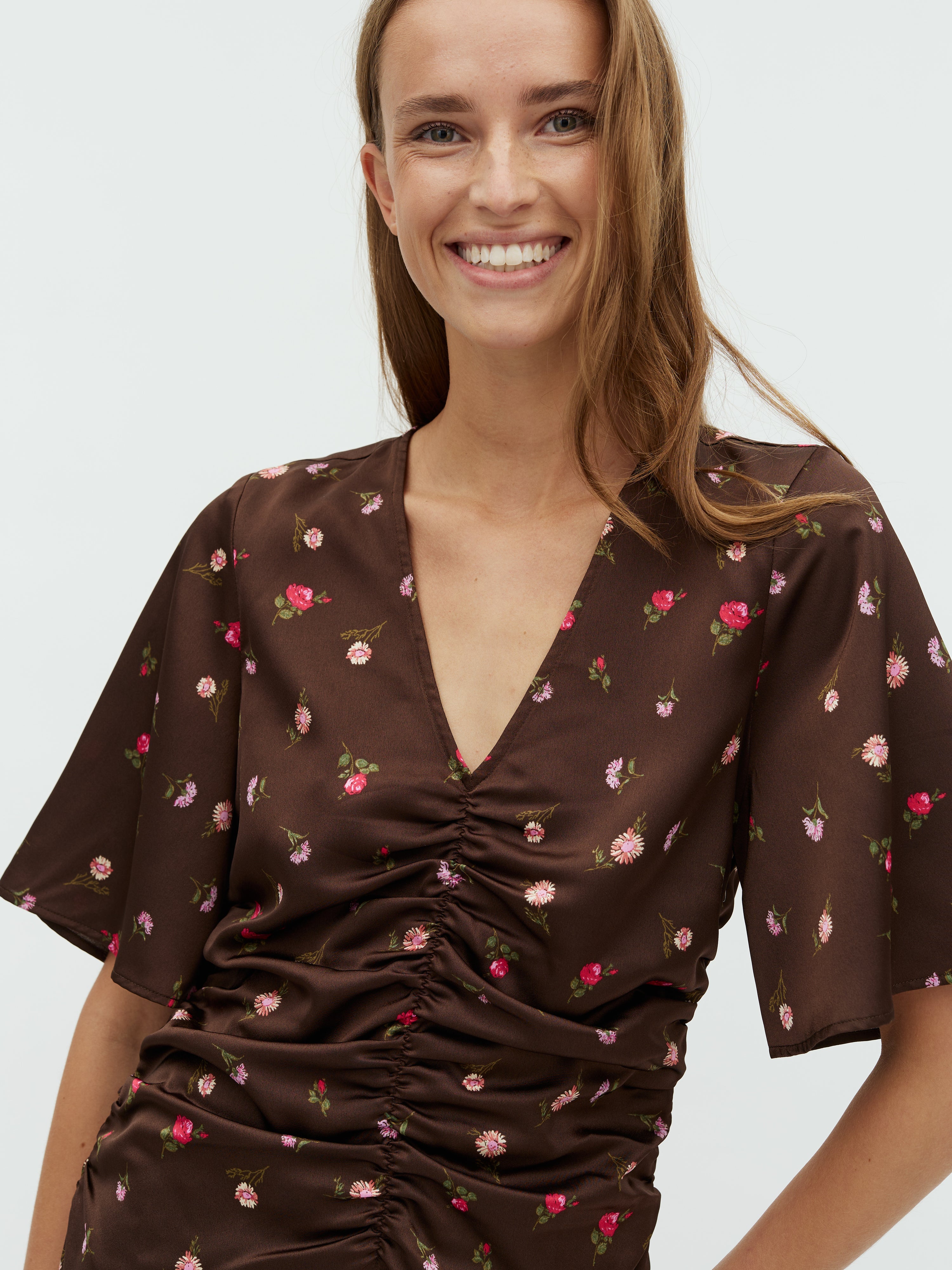 Ineya-M_Dark Evaline Print_Model_2