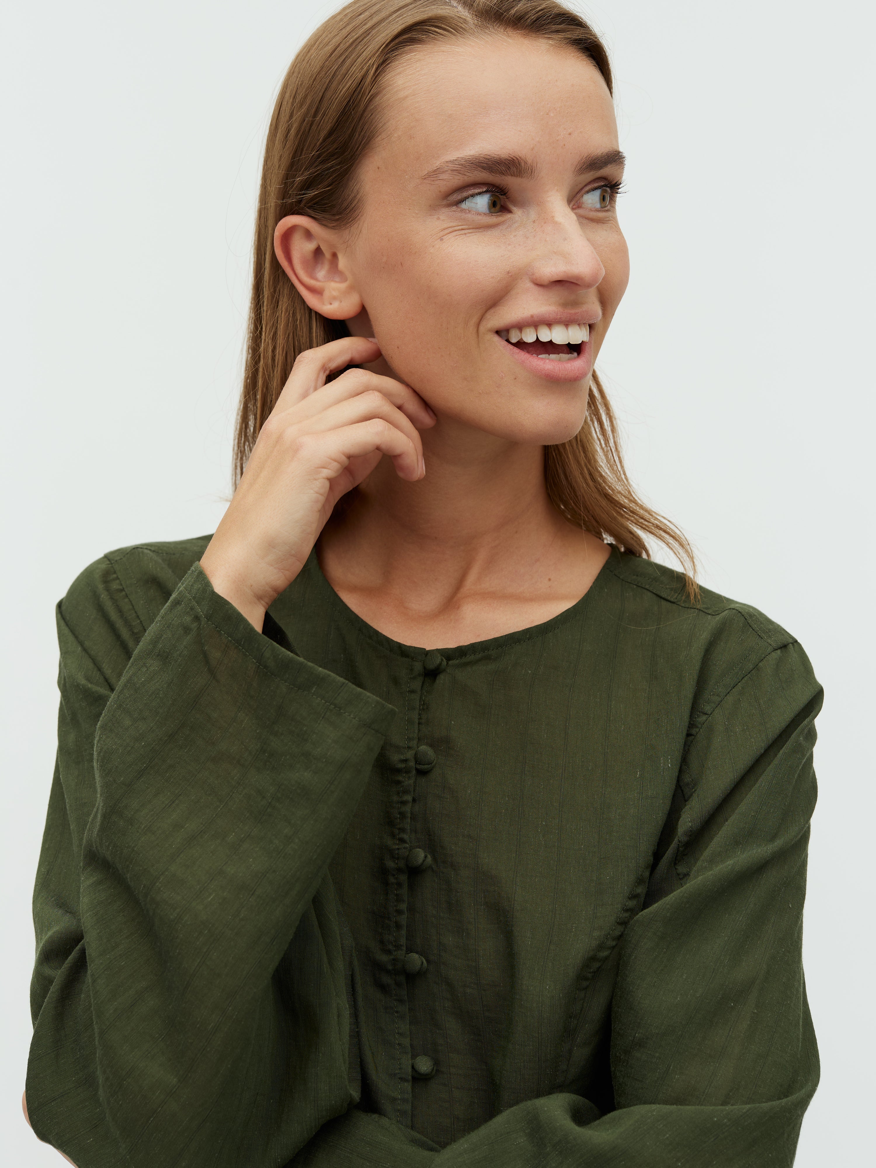 Felena-M_Pine Green Black Stripe_Model_1