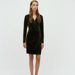 Madena_Pine Green_Model_0