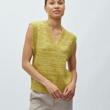 Allia-M_Light Pear Melange_Model_2