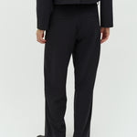 Rihnwen-M_Black_Model_2