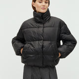 Seraphina-M_Black_Model_0