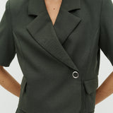 Robina-M_Pine Green_Model_1