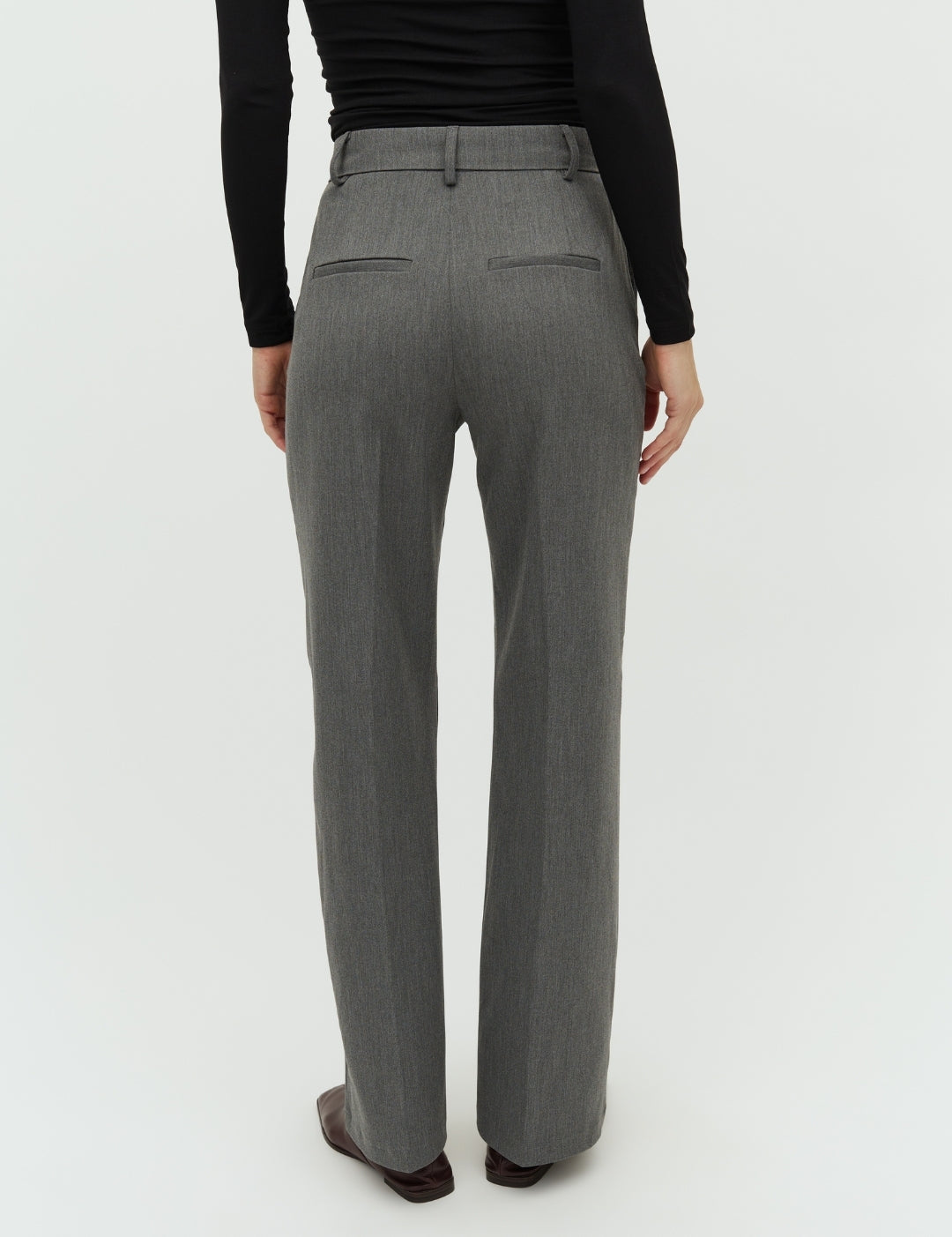 Lucy-M_Medium Melange_Model_3