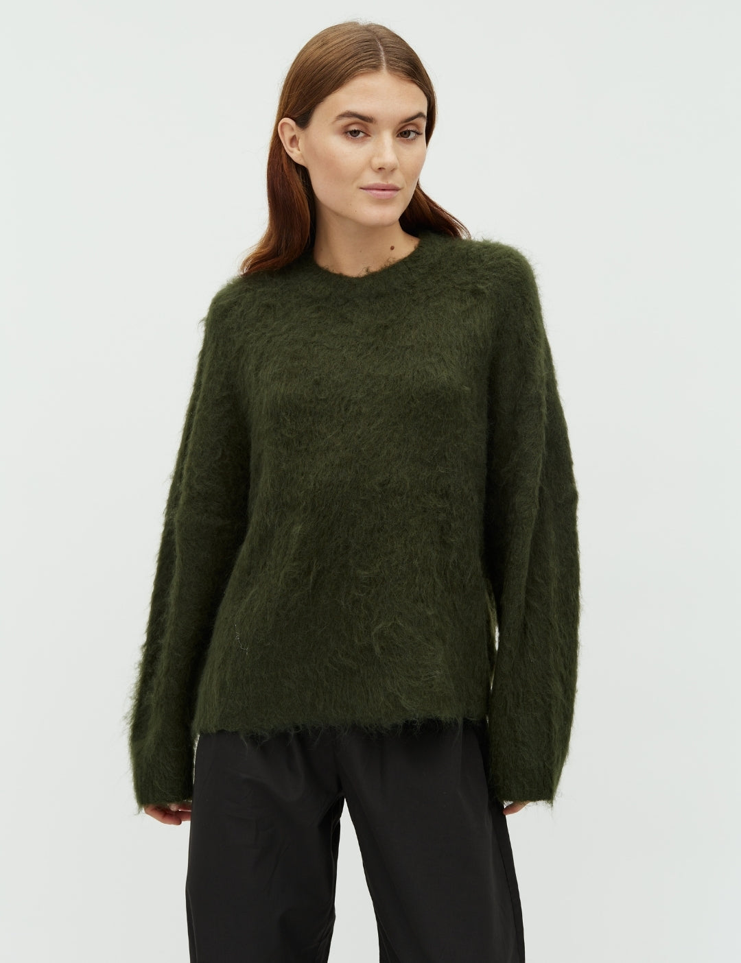 Gillis-M_Pine Green_Model_0