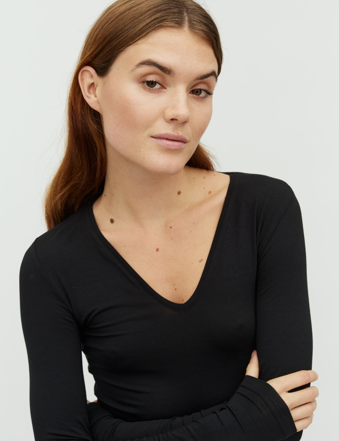 Vanna_Black_Model_1