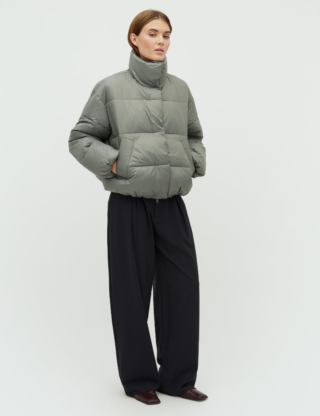 Seraphina-M_Agave Green_Model_3