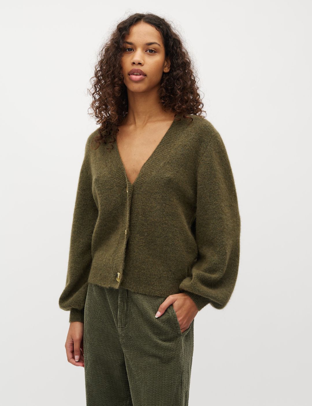 Molenda-M_Green Leaf_Model_0