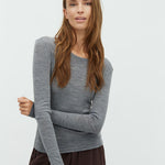 Christina-M_Medium Grey Melange_Model_0