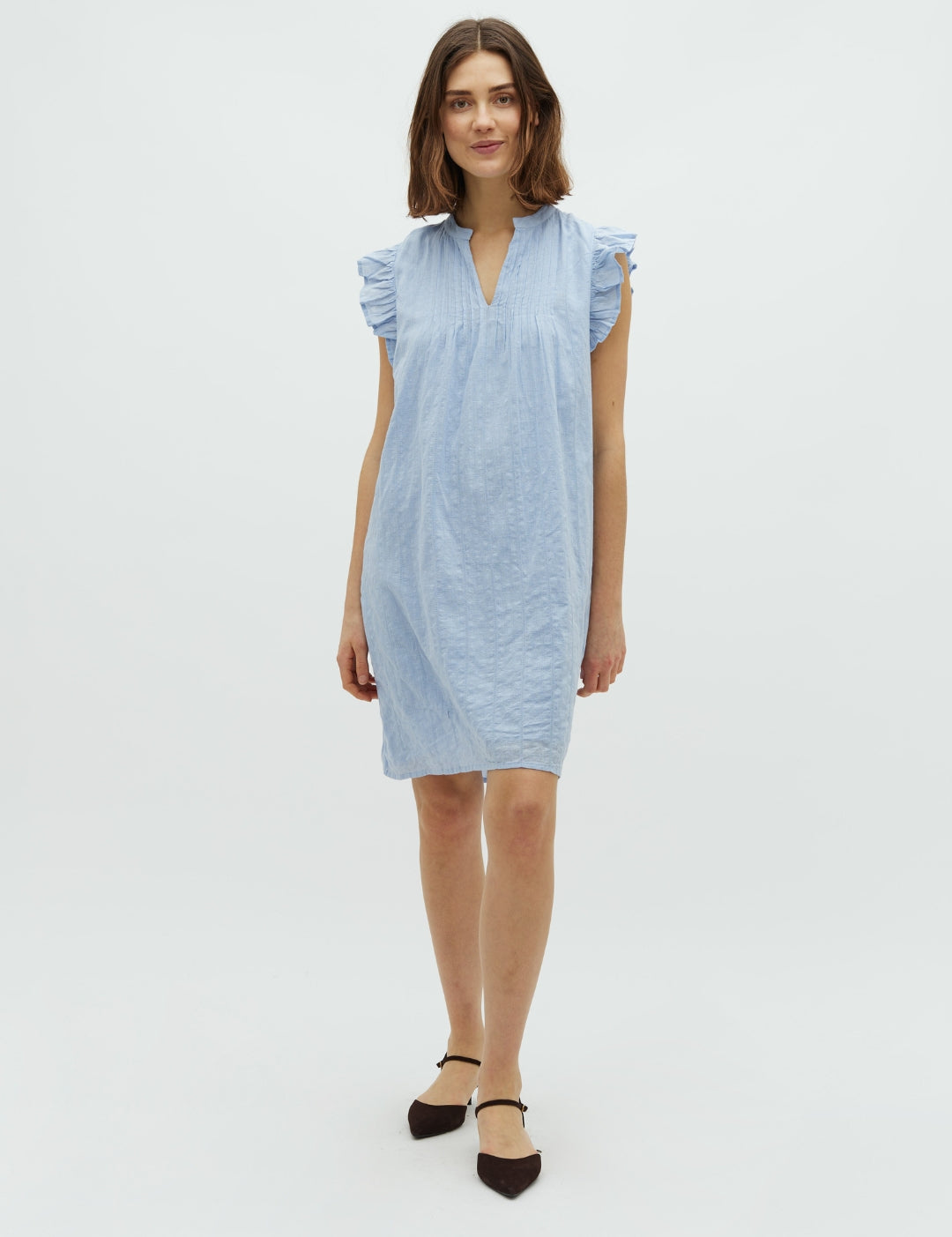 Gemala Long-M_Blue Heron_Model_0