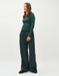 Asaka-M_Jungle Green_Model_0