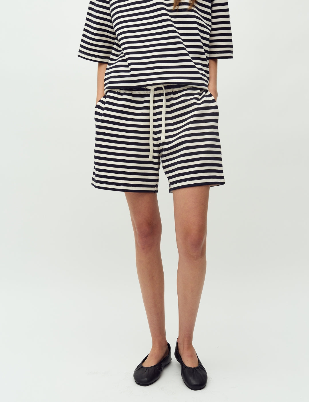 Jaxi-M_Night Sky Sugar Stripe_Model_1