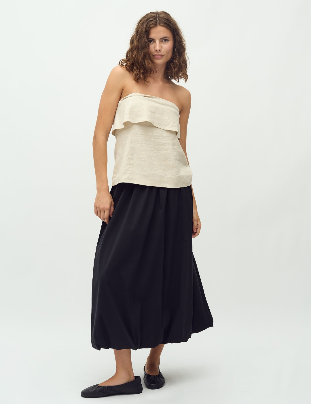 Baloona-M_Black_Model_0