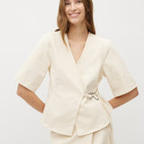 Macha-M_Ecru_Model_0