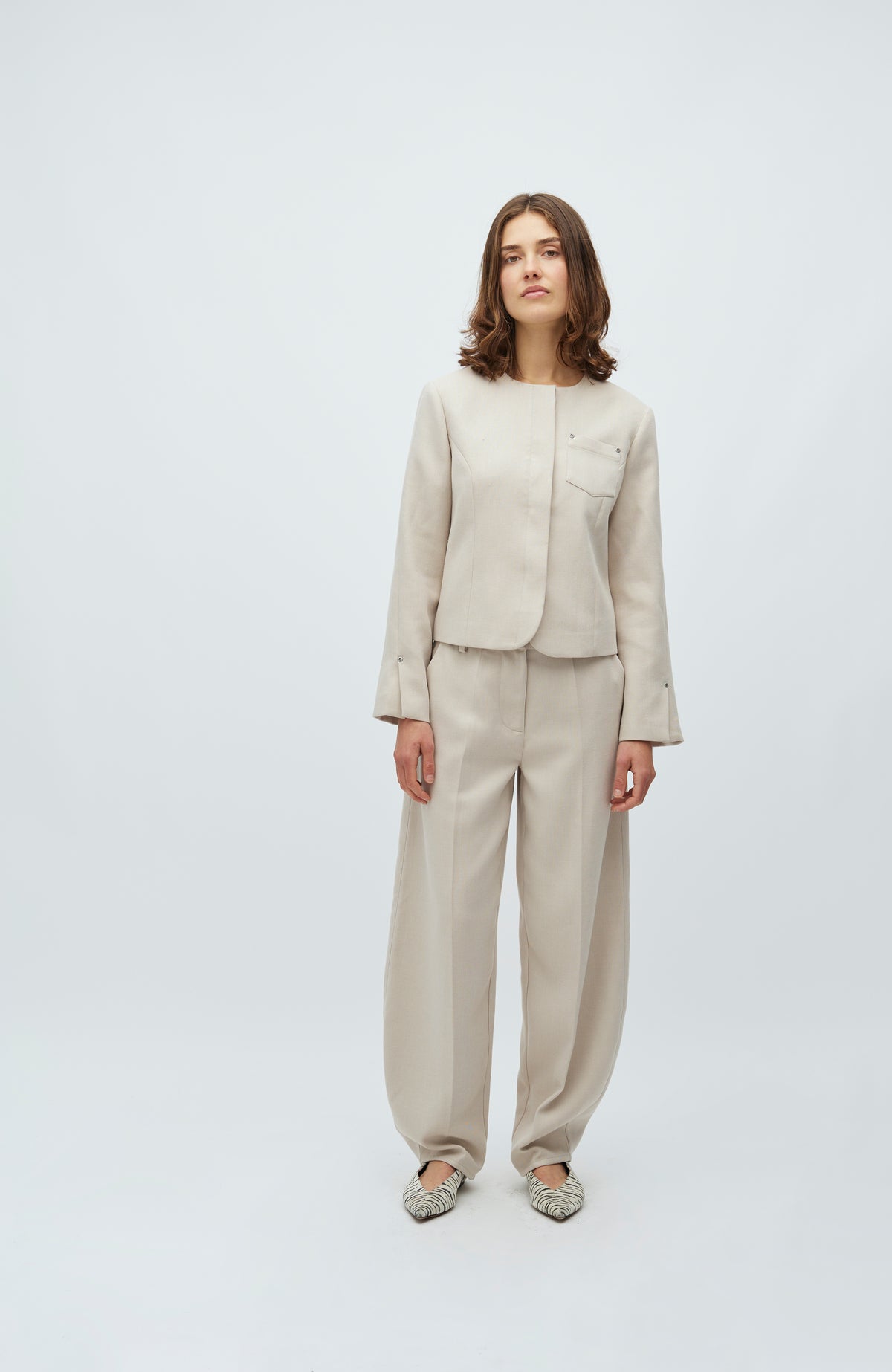 Torina-M_Spring Brown Melange_Model_0