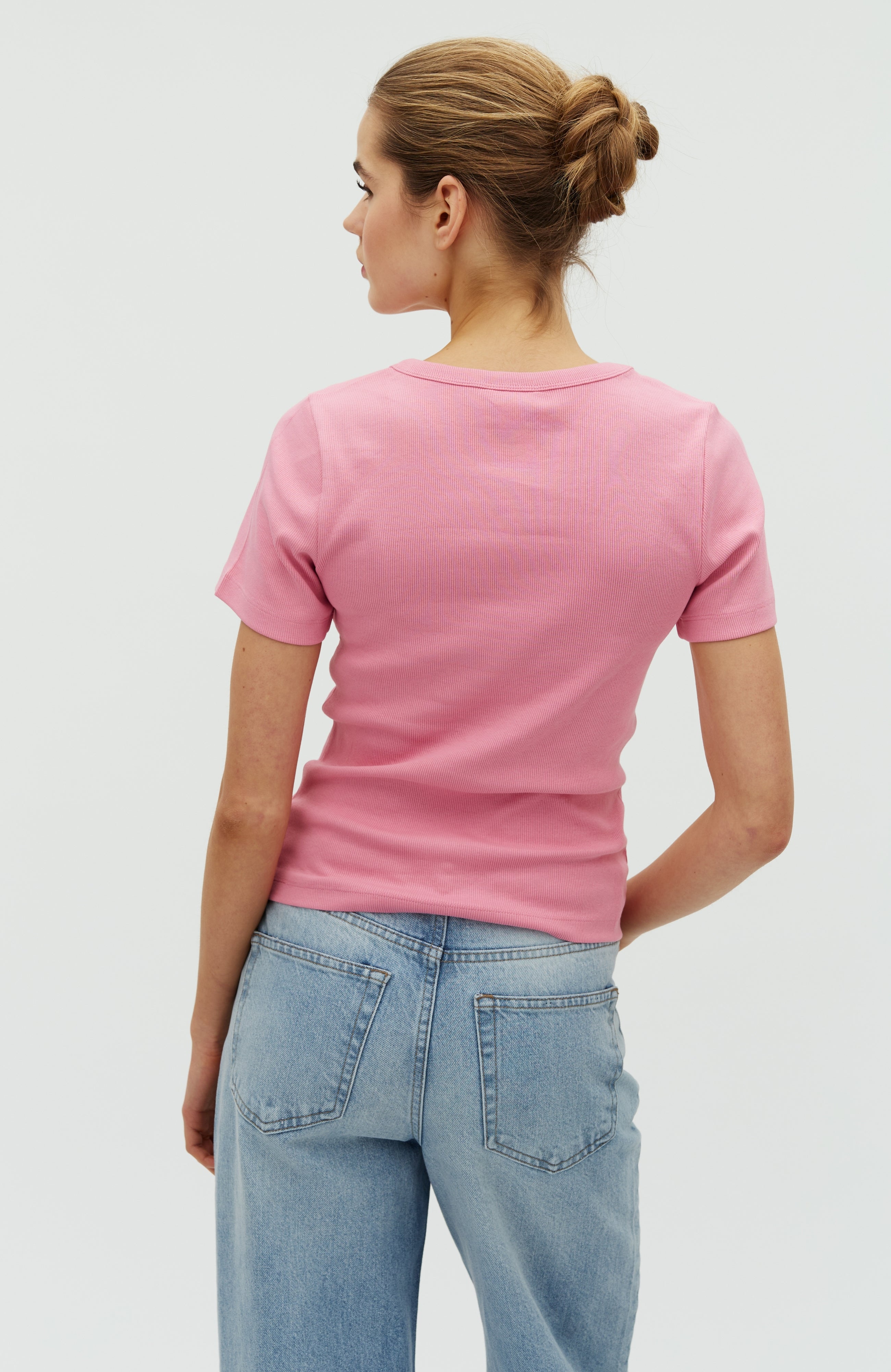 Otis-M_Wild Rose_Model_2