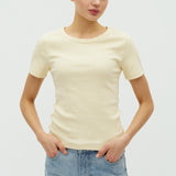 Otis-M_Summer Yellow_Model_0