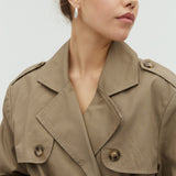 Daffira B-M_Brindle Sand_Model_2